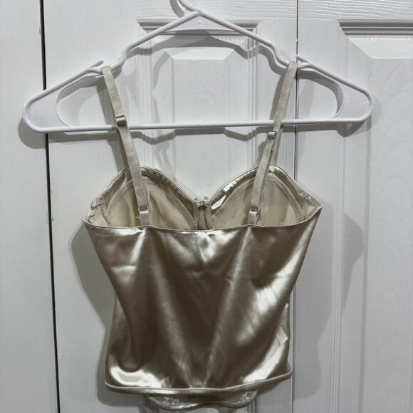 Cream Off-White Lace Top (H&M, XS) - Picture 3 of 3